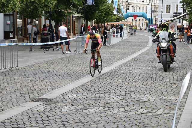 队会在如此 队会在如此